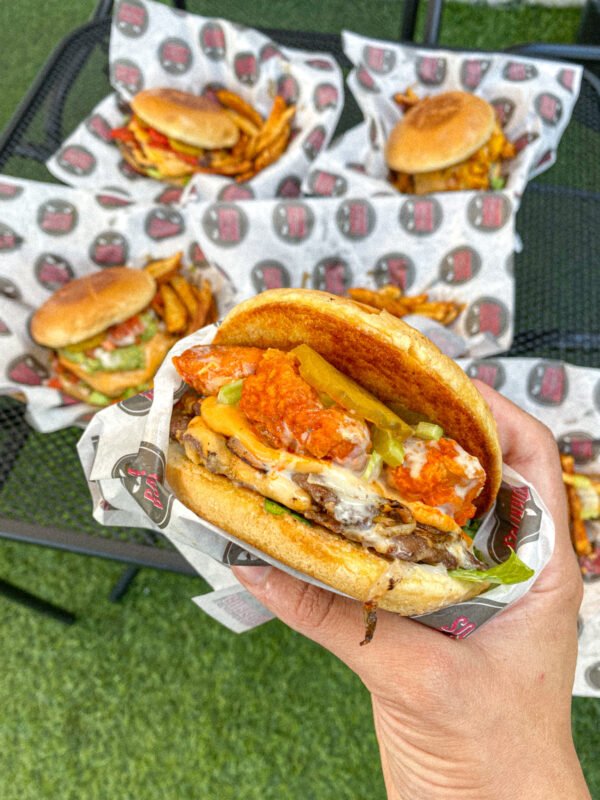 La Sin Hueso Burger